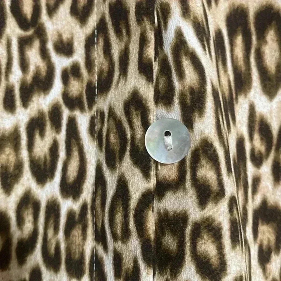 Chicos animal print button down blouse shirt top - Picture 9 of 12